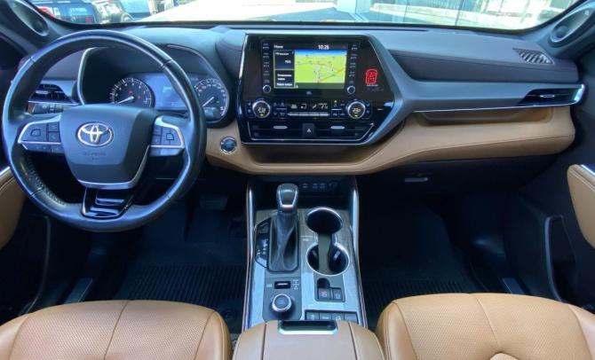 Toyota Highlander IV (XU70) с пробегом 2021 года, цена 4 474 000 рублей, 134296 км, внедорожник, Автокод Объявления