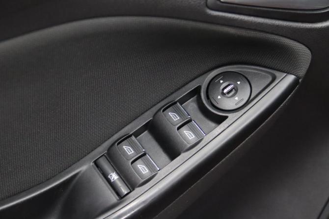 Ford Focus III с пробегом 2012 года, цена 795 950 рублей, 114951 км, седан, Автокод Объявления