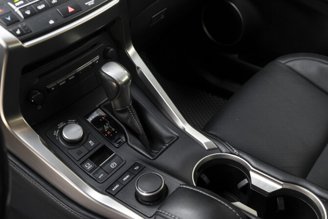 Lexus NX I с пробегом 2015 года, цена 2 868 000 рублей, 158238 км, внедорожник, Автокод Объявления