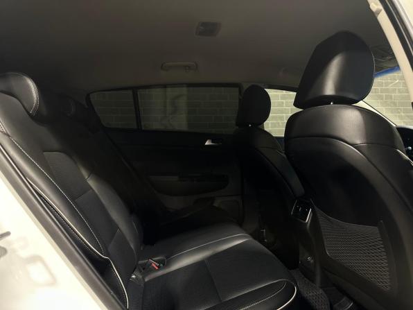 Kia Sportage IV Рестайлинг с пробегом 2021 года, цена 2 730 000 рублей, 108711 км, внедорожник, Автокод Объявления