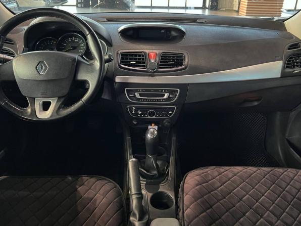 Renault Fluence I с пробегом 2010 года, цена 575 000 рублей, 260000 км, седан, Автокод Объявления