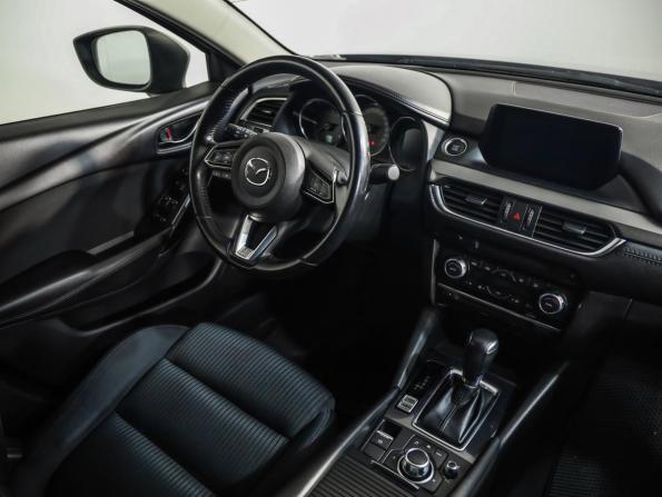 Mazda 6 III (GJ) Рестайлинг с пробегом 2018 года, цена 1 789 777 рублей, 151000 км, седан, Автокод Объявления