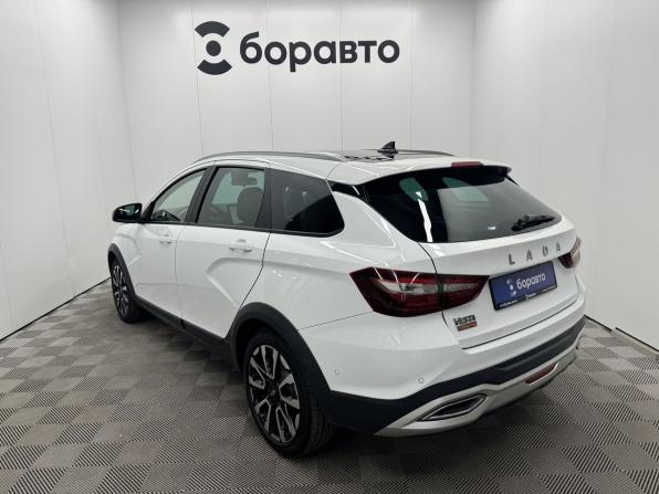 Lada (ВАЗ) Vesta I Рестайлинг (NG) с пробегом 2024 года, цена 1 629 000 рублей, 37731 км, универсал, Автокод Объявления