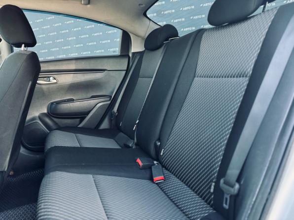 Kia Rio IV с пробегом 2018 года, цена 1 259 000 рублей, 130270 км, седан, Автокод Объявления
