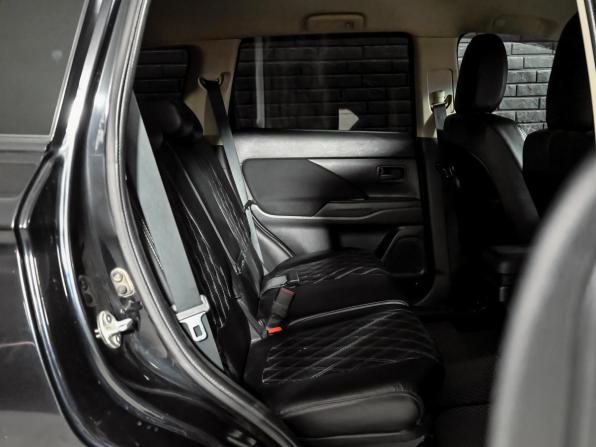 Mitsubishi Outlander III с пробегом 2013 года, цена 1 000 000 рублей, 306197 км, внедорожник, Автокод Объявления