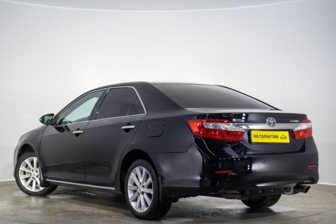 Toyota Camry VII (XV50) с пробегом 2013 года, цена 1 599 000 рублей, 229500 км, седан, Автокод Объявления