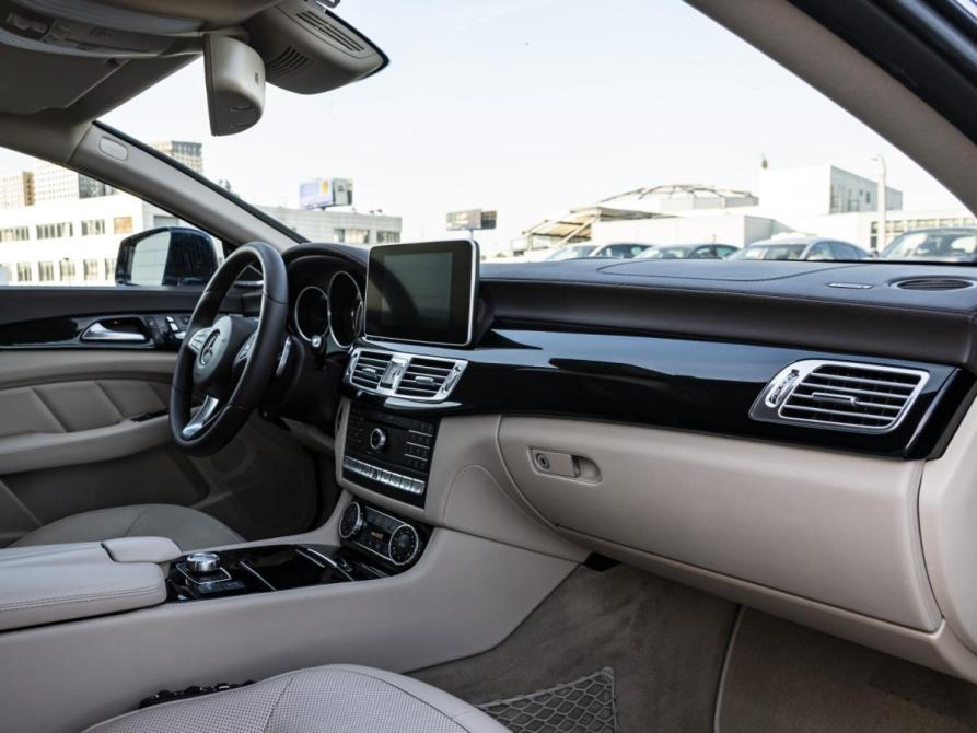 Mercedes-Benz CLS II (C218) Рестайлинг Москва  - изображение 16