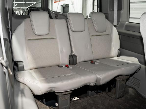 Honda Stepwgn V с пробегом 2015 года, цена 1 740 000 рублей, 137047 км, минивэн, Автокод Объявления