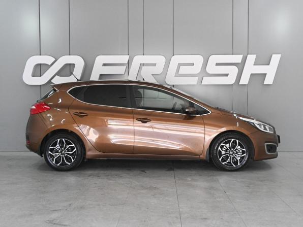 Kia Ceed II Рестайлинг с пробегом 2016 года, цена 1 439 000 рублей, 127784 км, хэтчбек, Автокод Объявления