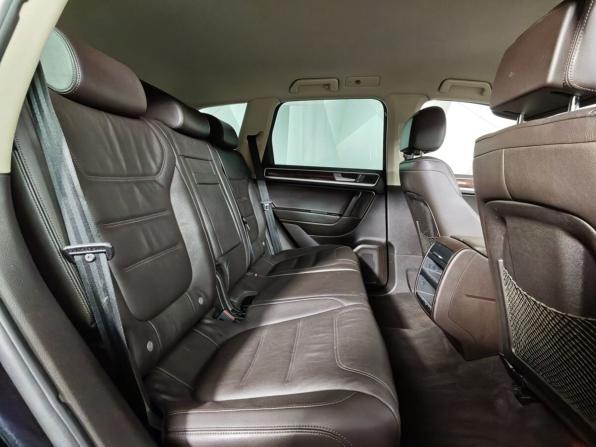 Volkswagen Touareg II с пробегом 2014 года, цена 2 743 000 рублей, 98150 км, внедорожник, Автокод Объявления
