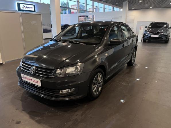 Volkswagen Polo V Рестайлинг с пробегом 2017 года, цена 1 266 000 рублей, 82000 км, седан, Автокод Объявления