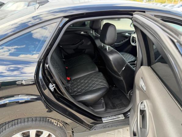 Ford Focus III Рестайлинг с пробегом 2018 года, цена 1 250 000 рублей, 119457 км, седан, Автокод Объявления