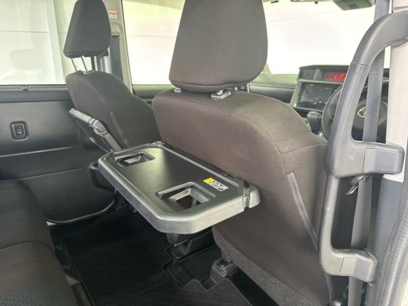 Toyota Roomy I Рестайлинг с пробегом 2021 года, цена 1 239 000 рублей, 62000 км, микровэн, Автокод Объявления