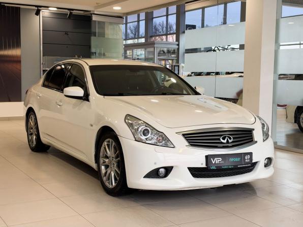 Infiniti Q70 I с пробегом 2012 года, цена 1 317 000 рублей, 193758 км, седан, Автокод Объявления