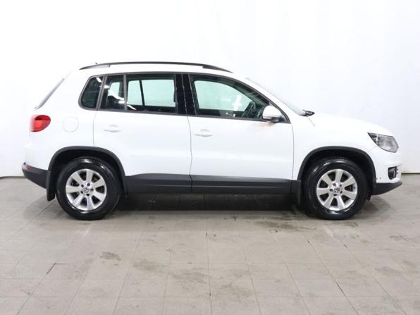 Volkswagen Tiguan I Рестайлинг с пробегом 2014 года, цена 1 419 000 рублей, 77570 км, внедорожник, Автокод Объявления