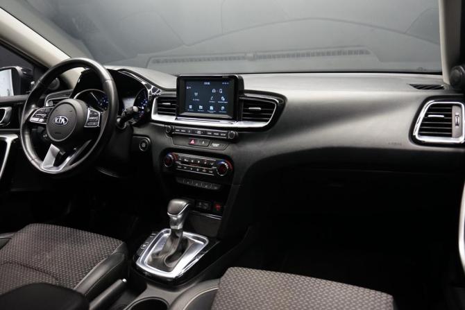 Kia Ceed III с пробегом 2019 года, цена 1 790 000 рублей, 110297 км, универсал, Автокод Объявления