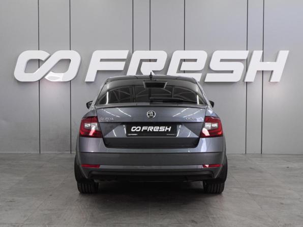 Skoda Octavia III (A7) Рестайлинг с пробегом 2018 года, цена 2 049 000 рублей, 122758 км, лифтбек, Автокод Объявления