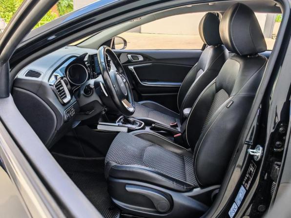 Kia Ceed III Рестайлинг с пробегом 2021 года, цена 2 050 000 рублей, 96424 км, универсал, Автокод Объявления