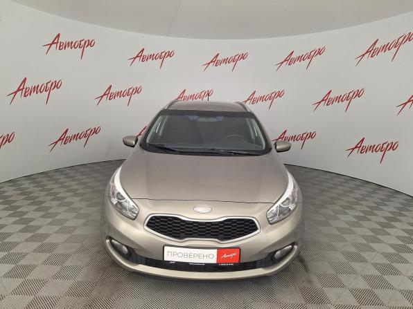 Kia Ceed II с пробегом 2013 года, цена 1 035 000 рублей, 178440 км, универсал, Автокод Объявления