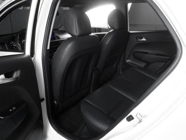Kia Morning III с пробегом 2021 года, цена 1 669 000 рублей, 31498 км, хэтчбек, Автокод Объявления
