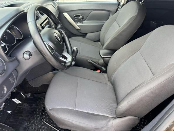 Renault Sandero II Рестайлинг с пробегом 2018 года, цена 920 000 рублей, 96479 км, хэтчбек, Автокод Объявления