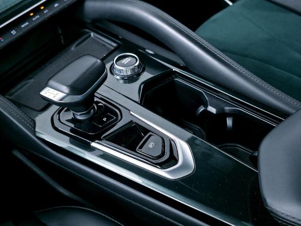 Geely Monjaro I Рестайлинг (China Market) с пробегом 2023 года, цена 2 999 000 рублей, 62700 км, внедорожник, Автокод Объявления