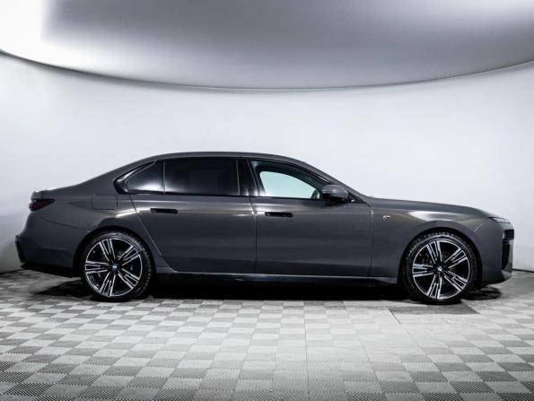 BMW 7 серии VII (G70) с пробегом 2023 года, цена 11 900 000 рублей, 82234 км, седан, Автокод Объявления