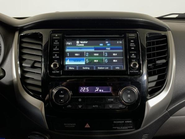 Mitsubishi L200 V с пробегом 2018 года, цена 1 780 000 рублей, 320100 км, offers.body_type.unknown, Автокод Объявления
