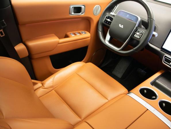 Li Auto (Lixiang) L7 I с пробегом 2023 года, цена 6 150 000 рублей, 26123 км, внедорожник, Автокод Объявления