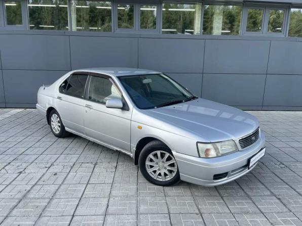 Nissan Bluebird XI (U14)