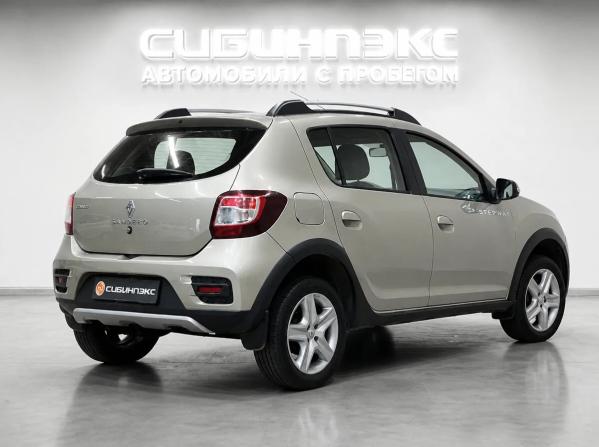 Renault Sandero II с пробегом 2016 года, цена 880 000 рублей, 152310 км, хэтчбек, Автокод Объявления