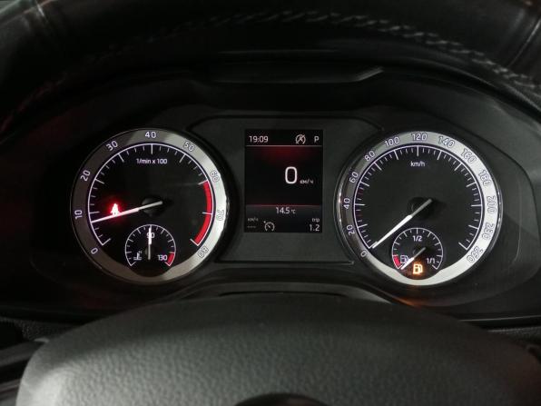 Skoda Karoq I с пробегом 2020 года, цена 2 280 000 рублей, 97422 км, внедорожник, Автокод Объявления