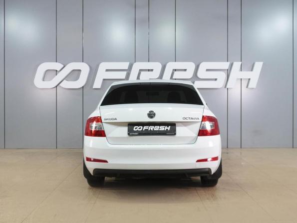 Skoda Octavia III (A7) с пробегом 2014 года, цена 989 000 рублей, 198227 км, лифтбек, Автокод Объявления