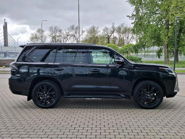 Lexus LX III Рестайлинг 2 с пробегом 2018 года, цена 8 790 000 рублей, 89595 км, внедорожник, Автокод Объявления