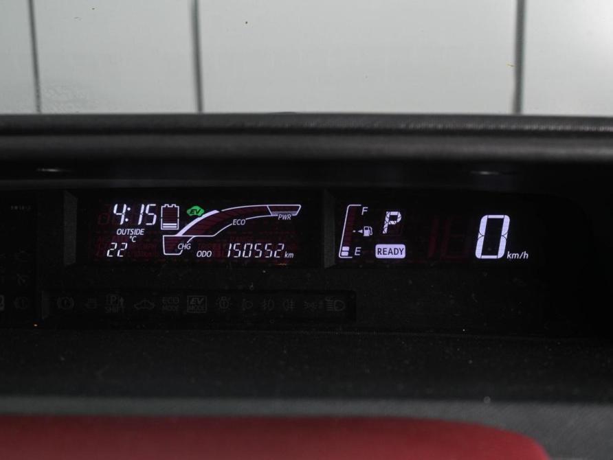 Toyota Aqua I Рестайлинг Ростов-на-Дону  - изображение 17