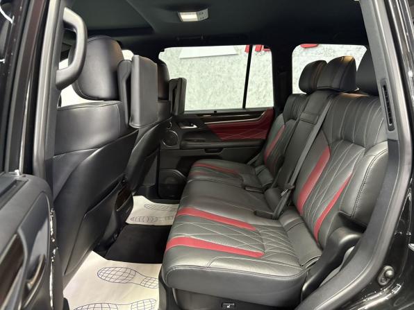 Lexus LX III Рестайлинг 2 с пробегом 2021 года, цена 11 750 000 рублей, 65539 км, внедорожник, Автокод Объявления