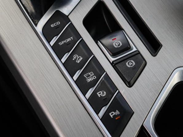 Geely Coolray I с пробегом 2022 года, цена 1 800 000 рублей, 67489 км, внедорожник, Автокод Объявления