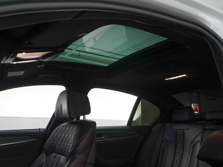 BMW 5 серии VII (G30/G31/G38) Рестайлинг Москва  - изображение 12