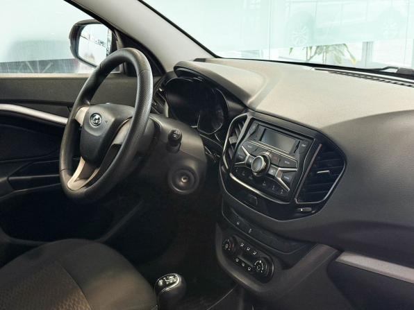 Lada (ВАЗ) Vesta I с пробегом 2017 года, цена 727 000 рублей, 106008 км, седан, Автокод Объявления