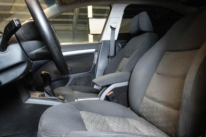 Skoda Octavia II (A5) Рестайлинг с пробегом 2013 года, цена 520 000 рублей, 240274 км, лифтбек, Автокод Объявления