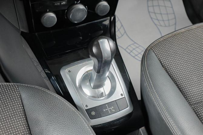 Opel Astra H Рестайлинг с пробегом 2007 года, цена 639 000 рублей, 310000 км, седан, Автокод Объявления