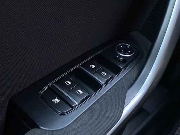 Kia Ceed III с пробегом 2019 года, цена 1 830 000 рублей, 111000 км, хэтчбек, Автокод Объявления