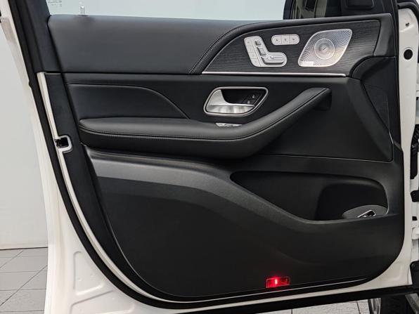 Mercedes-Benz GLE II (V167) Рестайлинг 2 с пробегом 2026 года, цена 15 990 000 рублей, 112 км, внедорожник, Автокод Объявления
