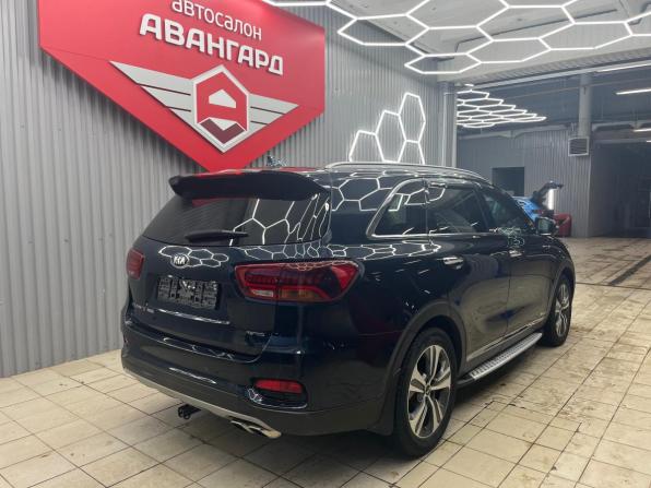 Kia Sorento III Prime Рестайлинг с пробегом 2018 года, цена 2 100 000 рублей, 252895 км, внедорожник, Автокод Объявления