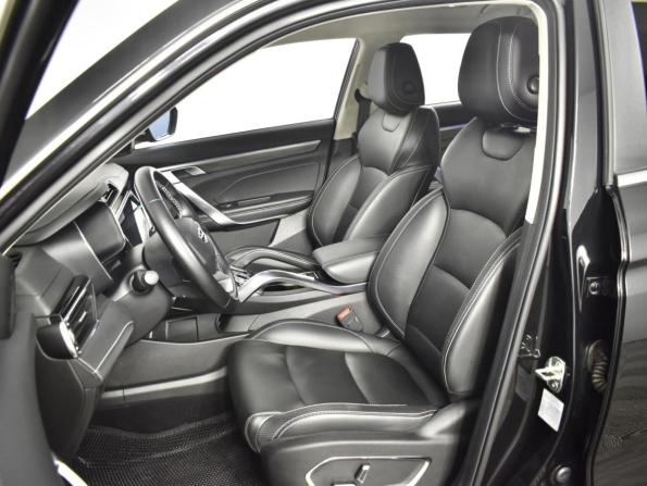 Geely Atlas Pro с пробегом 2024 года, цена 2 283 100 рублей, 32667 км, внедорожник, Автокод Объявления