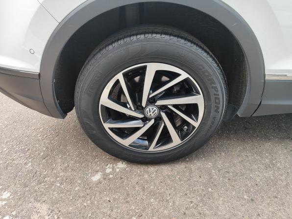 Volkswagen Tiguan II с пробегом 2018 года, цена 2 309 000 рублей, 130911 км, внедорожник, Автокод Объявления