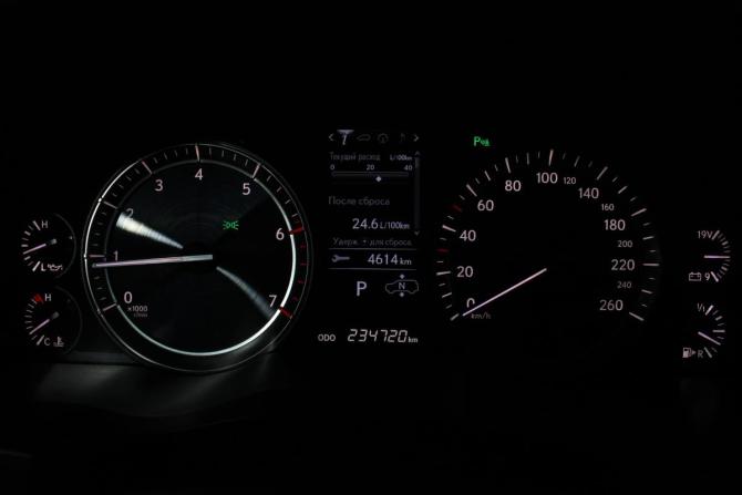 Lexus LX III Рестайлинг 2 с пробегом 2016 года, цена 6 950 000 рублей, 234720 км, внедорожник, Автокод Объявления