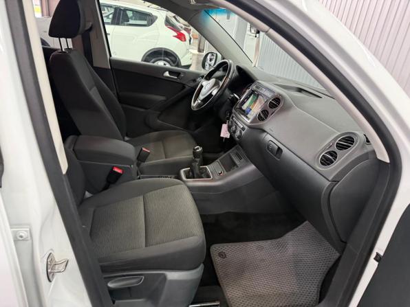 Volkswagen Tiguan I Рестайлинг с пробегом 2016 года, цена 1 597 000 рублей, 56346 км, внедорожник, Автокод Объявления