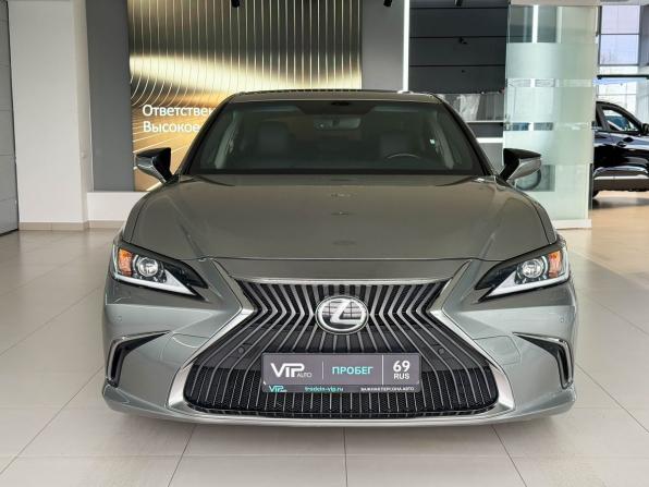 Lexus ES VII Рестайлинг с пробегом 2021 года, цена 4 450 000 рублей, 81775 км, седан, Автокод Объявления