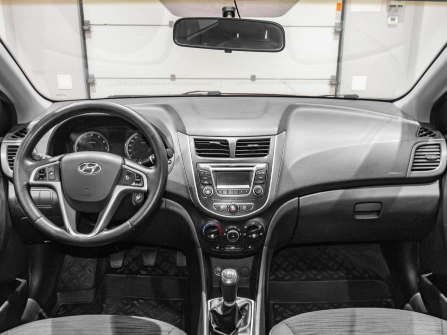 Hyundai Solaris I Рестайлинг Екатеринбург  - изображение 16